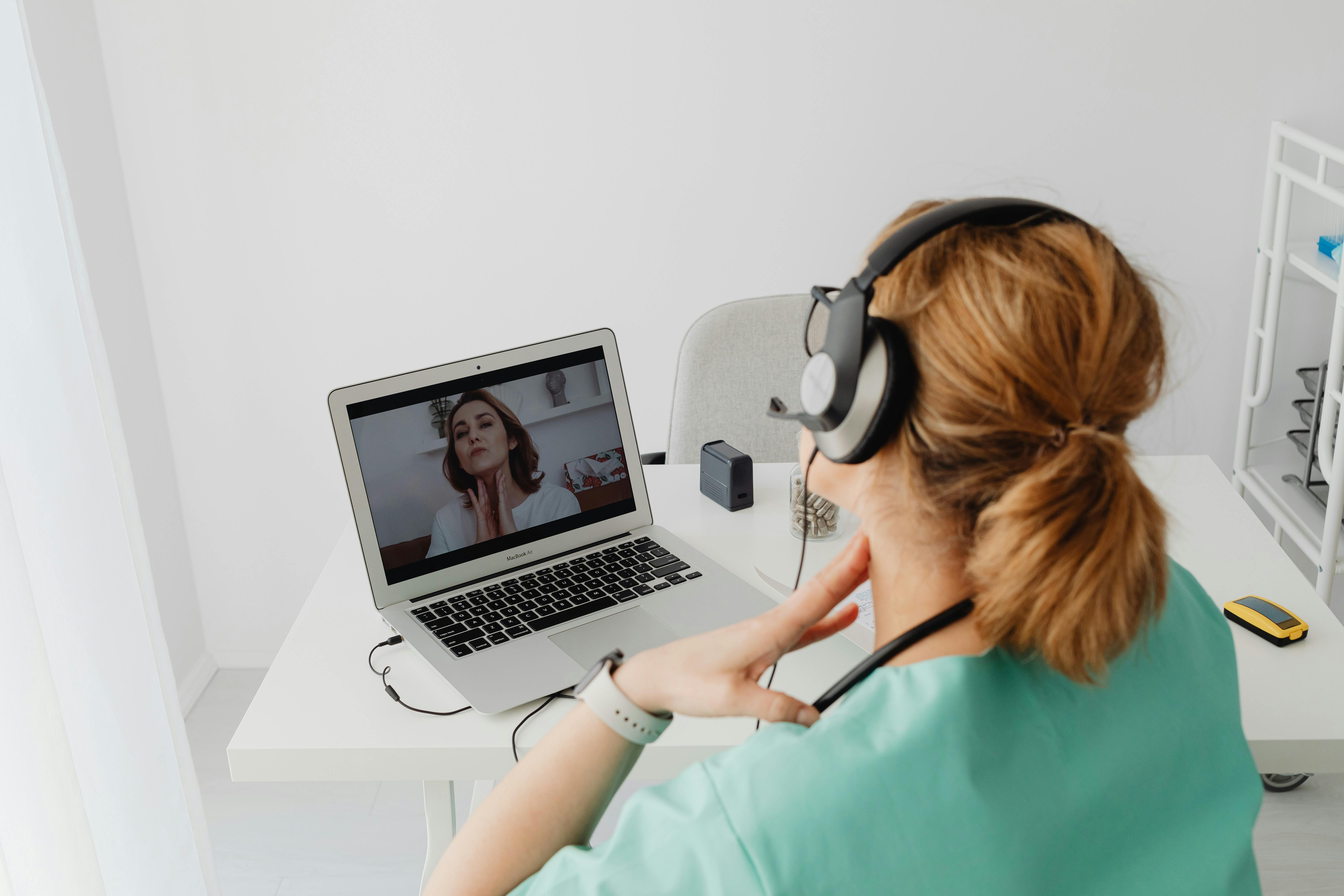 Zocdoc vs Vosita: Compare Healthcare Booking Platforms